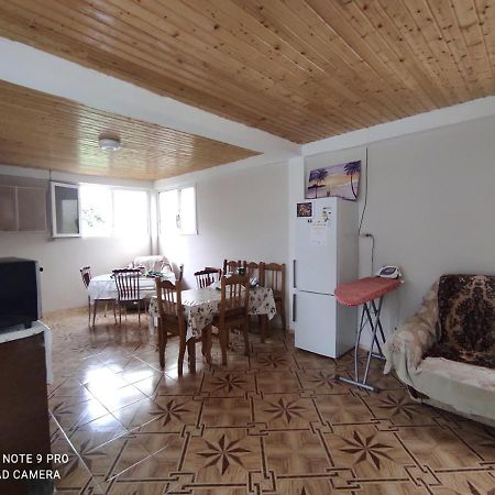 Guest House New Athos Ngoại thất bức ảnh